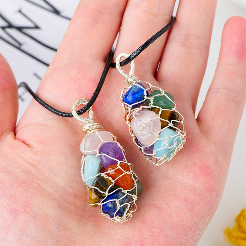 Natural Crystal Crushed Stone Rolling Stone Mesh Pendant Colorful Handmade Copper Wire Wrapped Pendant Necklace — additional product photo