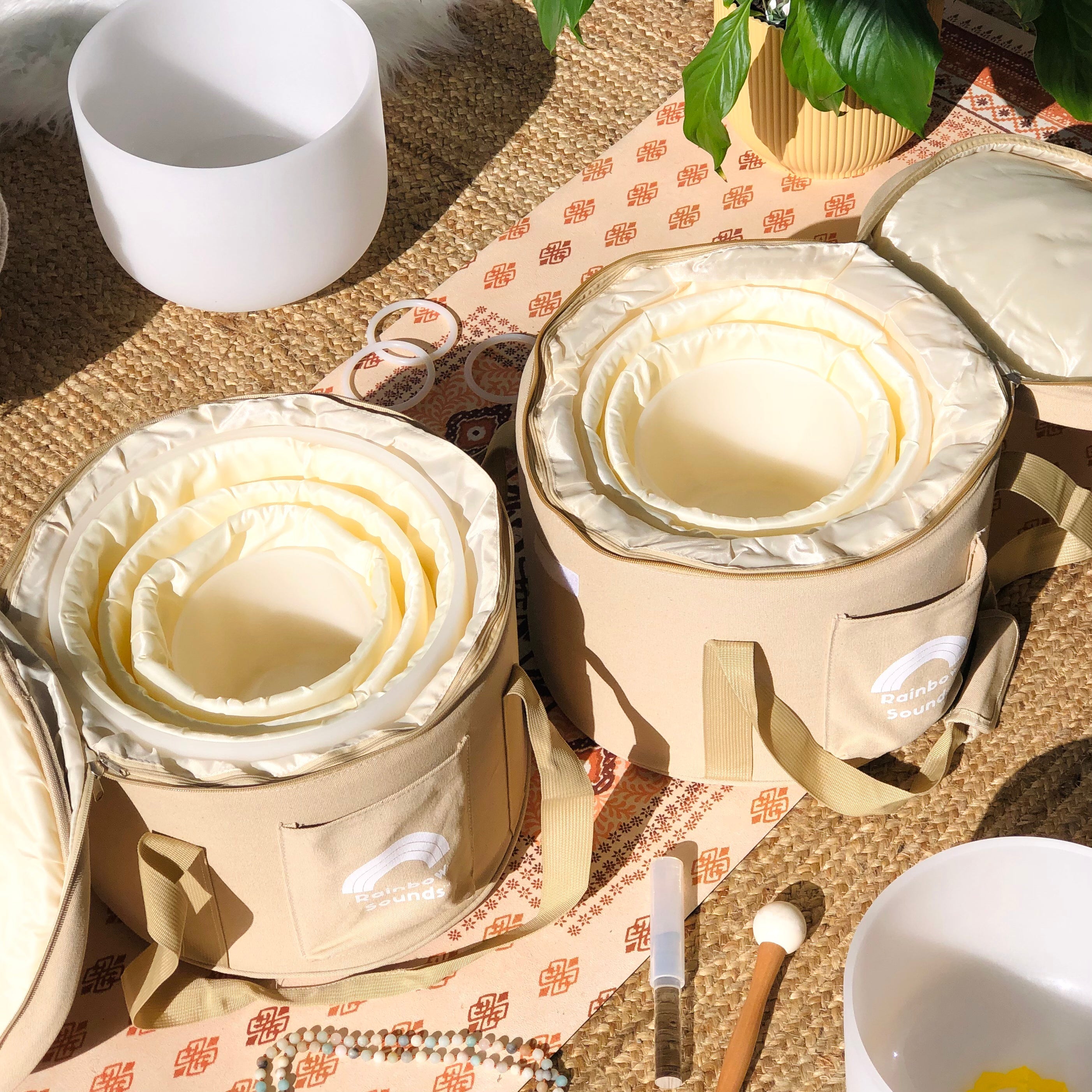Set of 4 White Sound Therapy Bowls — additional product photo