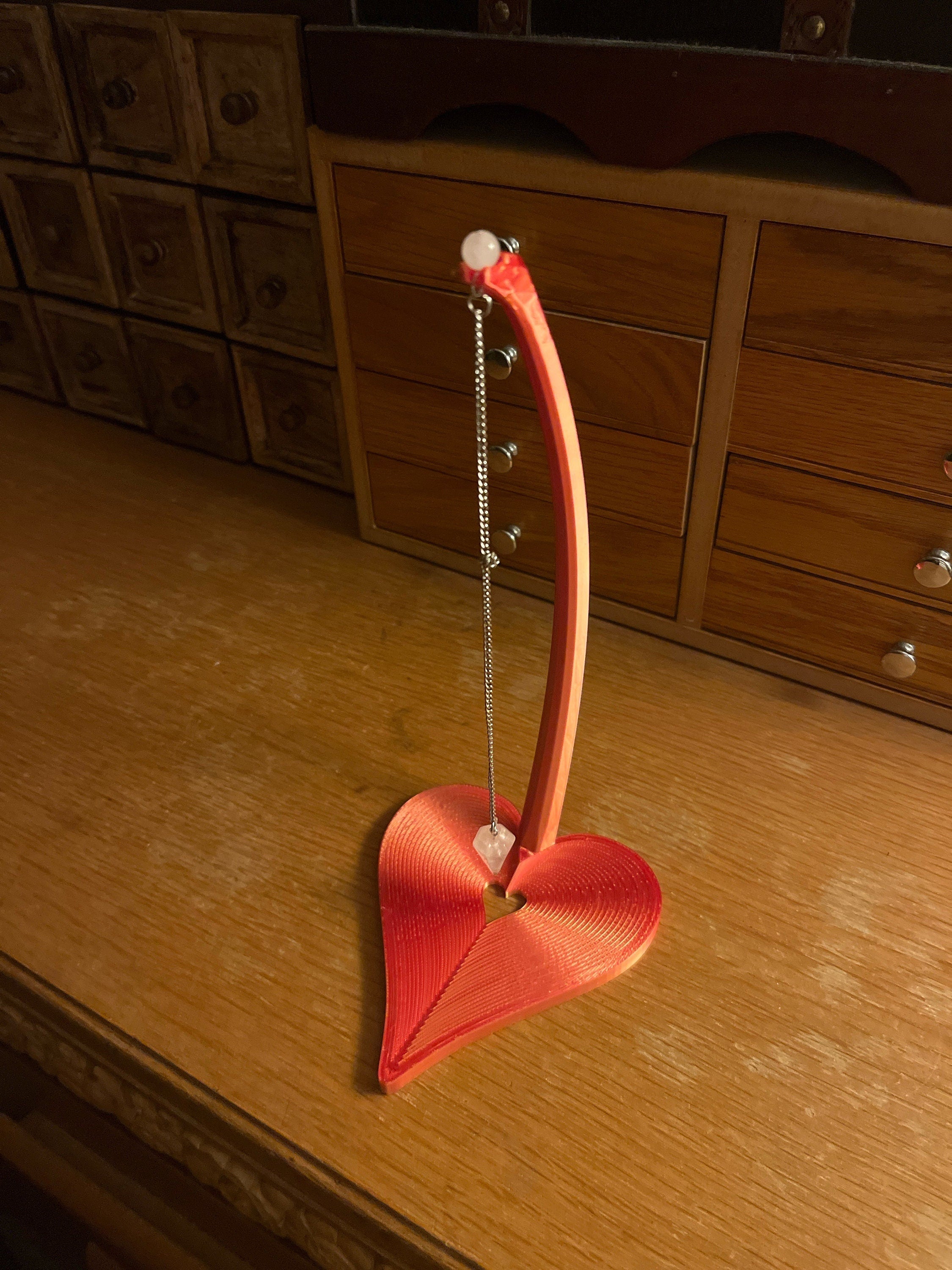 Heart Stand for Jewelry or Pendulums (3D Printed PLA Plastic) — additional product photo